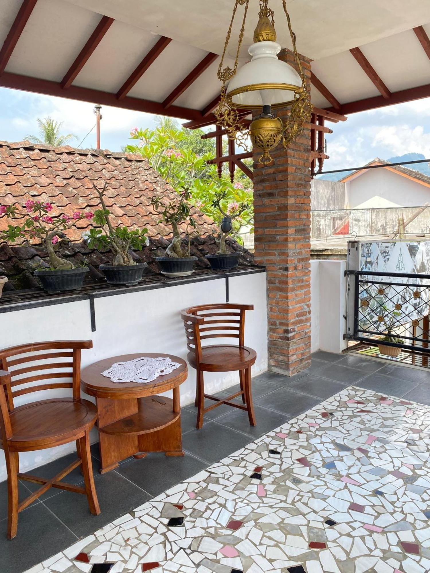 Ada Homestay Magelang Exterior photo